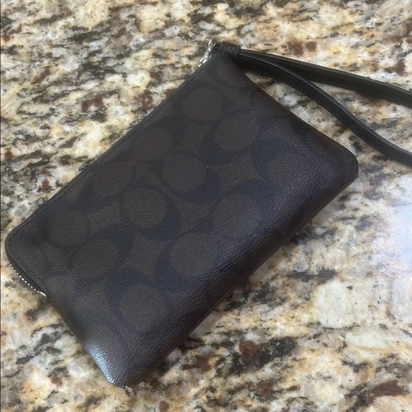 Coach Signature Monogram Wristlet - Picture 3 of 6